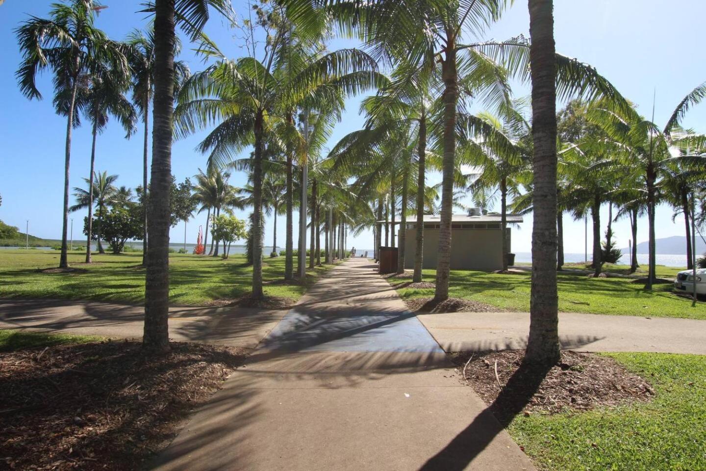 Modern Apartment Close To The City Centre 21 Cairns Exterior photo